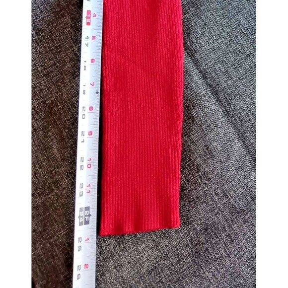 Dress size L New Womans  By And By Long sleeve Red Sweater Above Knee Hem - Picture 7 of 10